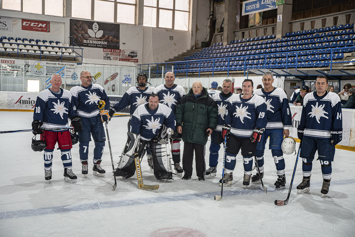 „Sosem felejtettelek el titeket…” „Sosem felejtettelek el titeket…”